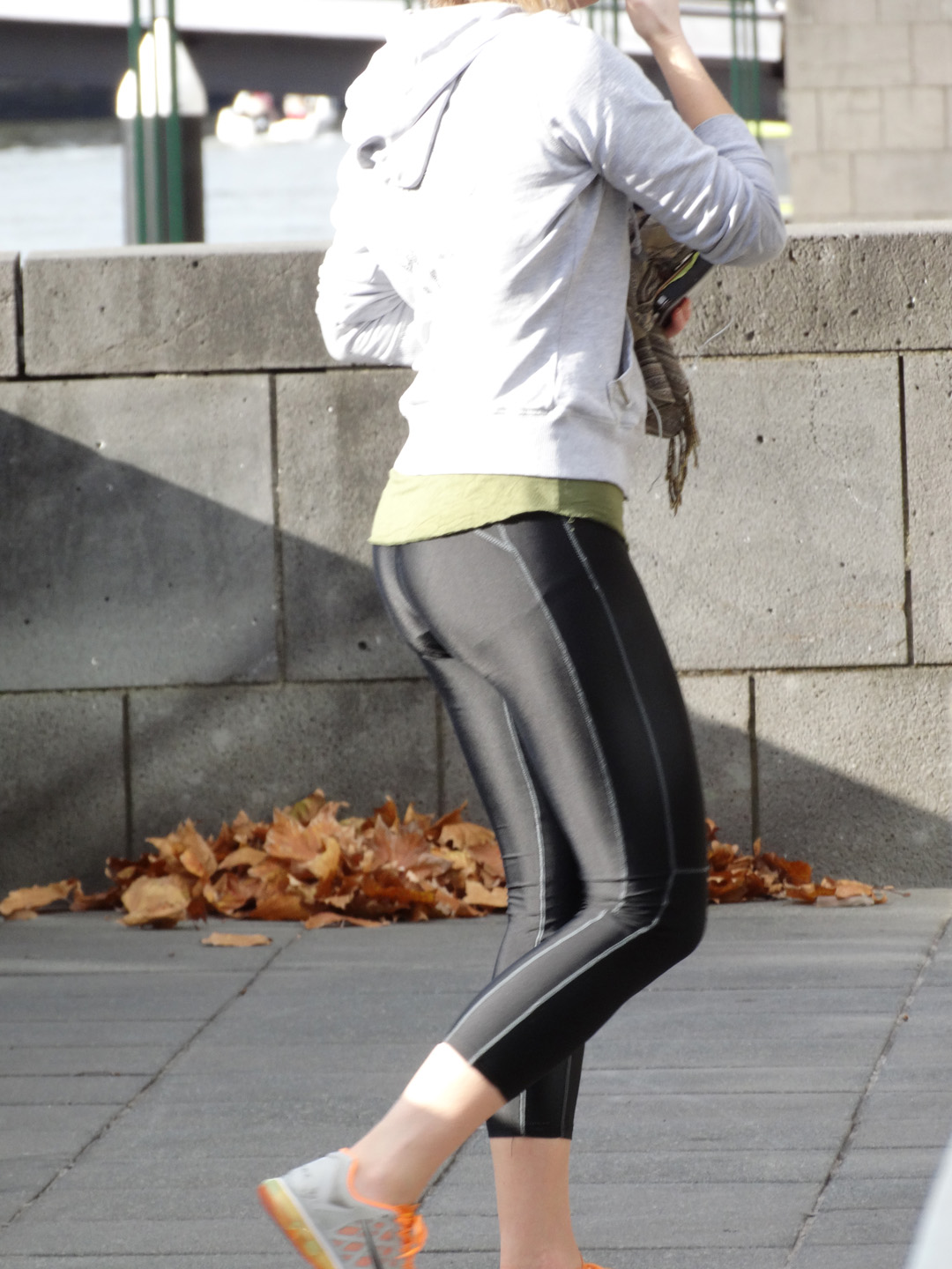 0615125812610_6_Blonde_with_shiny_leggings_and_pouty_bottom_lip__7_.jpg